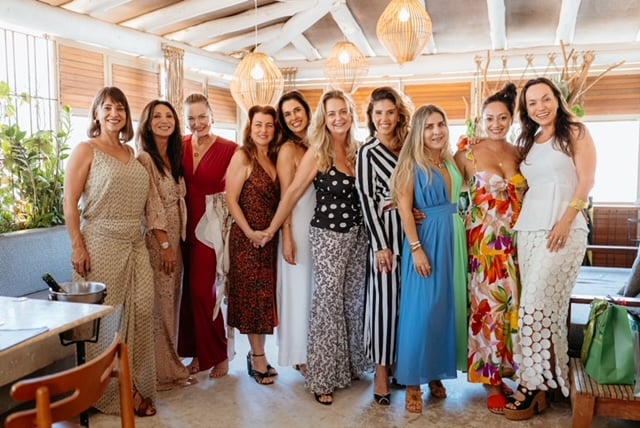 Orla da Jurema se consolida como 'hot spot' de celebrações 'pé na areia'